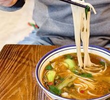 Old-Style Meat Sauce Rice Noodles