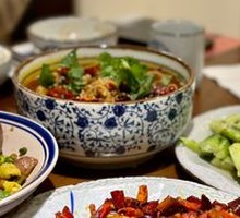 Stir-Fried Pig Trotter with Leeks