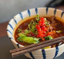 Sichuan-style Pig Intestine Noodles