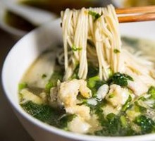 Snow Cabbage Winter Bamboo Yellow Croaker Noodles