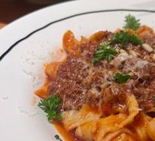 Tomato Beef Sauce Wide Noodles
