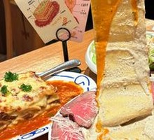 Golden Waterfall Beef Wide Noodles