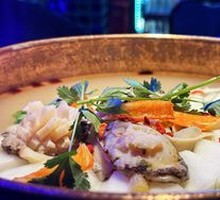 Golden Seafood Winter Melon Bowl