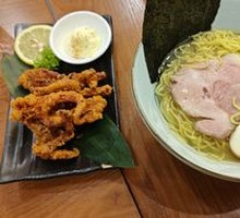 Chicken White Soup Soy Sauce Ramen