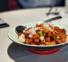Chicken Cubes with Eight Treasure Chili Sauce