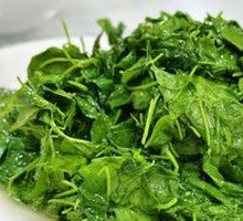 Braised Watercress with Wine
