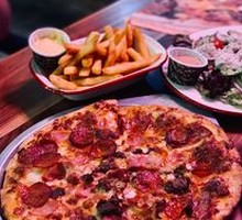 California Beef Pizza