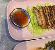 Grilled Pork Neck Meat