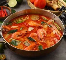 Tom Yum Shrimp Pot