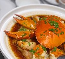 Steamed Crab with Pork Patties