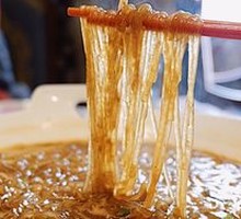 Clam and Noodles Stir-fry