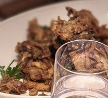 Salt-and-pepper Duck Frame