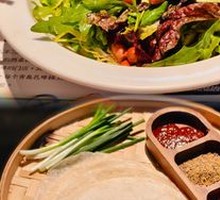 Zibo Freshly Grilled Roll-up Skewer Pancake