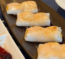 Honey-glazed BBQ Pork Rice Noodle Rolls