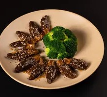 Black Truffle Stewed Morel Mushrooms