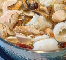 Wild Mushroom Hot Pot