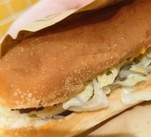 Grilled Pineapple Beef Sandwich