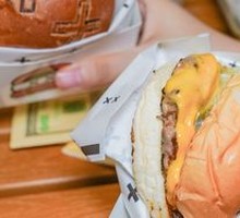 XX Signature Wagyu Cheese Burger