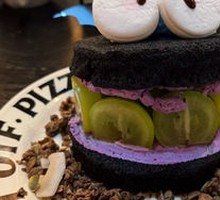 Phantom Miao Miao Cat Chiffon Cake