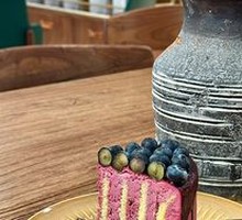 Blueberry Cheesecake Layer Cake