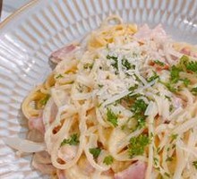 Creamy Bacon Mushroom Egg Yolk Pasta