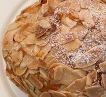 Almond Croissant Chocolate
