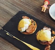 Eggs Benedict