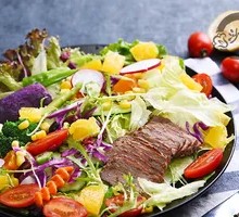 Orange Beef Steak Salad