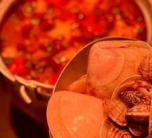 Clam and Starfruit Chicken Soup