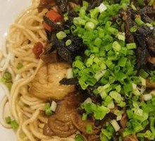 Yunnan Dry Barbecue Mushroom Noodles