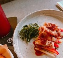 Green Plum Apple Cold Salad with Octopus