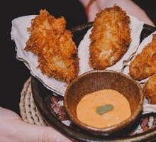 Fried Oyster with Spicy Pollock Roe and Mayonnaise Sauce