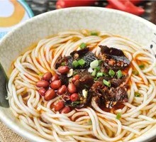Bamboo Shoot Noodles