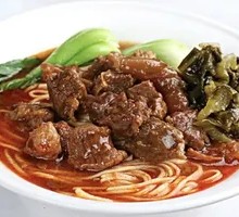 Sour Cabbage Braised Beef Noodles