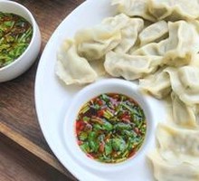 Celery and Chinese Cabbage Dumplings