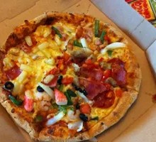 Four Happiness Pizza