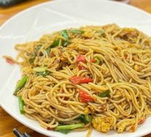 Fried Rice Noodles with Eggs