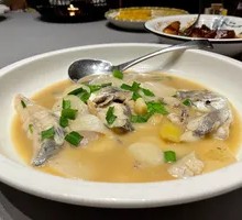 Braised Spanish Mackerel with Rice Cake