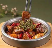 Fresh Flower Pepper Stone Pot Sirloin Cubes
