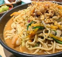 Seafood Noodles Stew