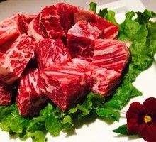 Signature Snowflake Beef Cubes