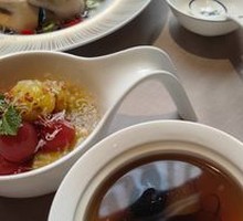 Sichuan Fritillary and Pear Stewed Old Duck