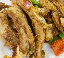 Hand-grabbed Lamb Ribs