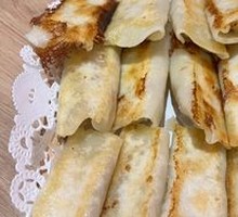 Gold Chicken Juice Potstickers