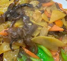 Yellow Mushroom Potato Slices