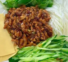 Beijing-style Shredded Pork in Soy Sauce