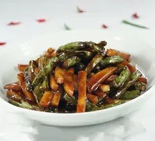 Drumstick Bean and Potato Stir-fry