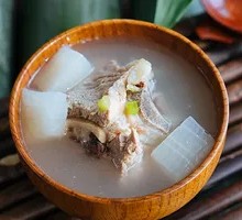Special Pork Spine Soup