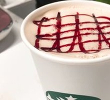 Strawberry Black Tea Latte