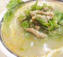 Green Pepper Shredded Pork Handmade Noodles